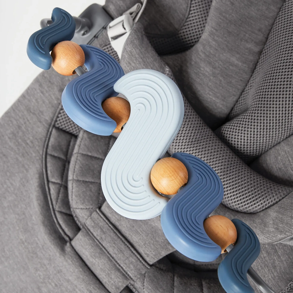 ergobaby-evolve-igracka-serene-swells