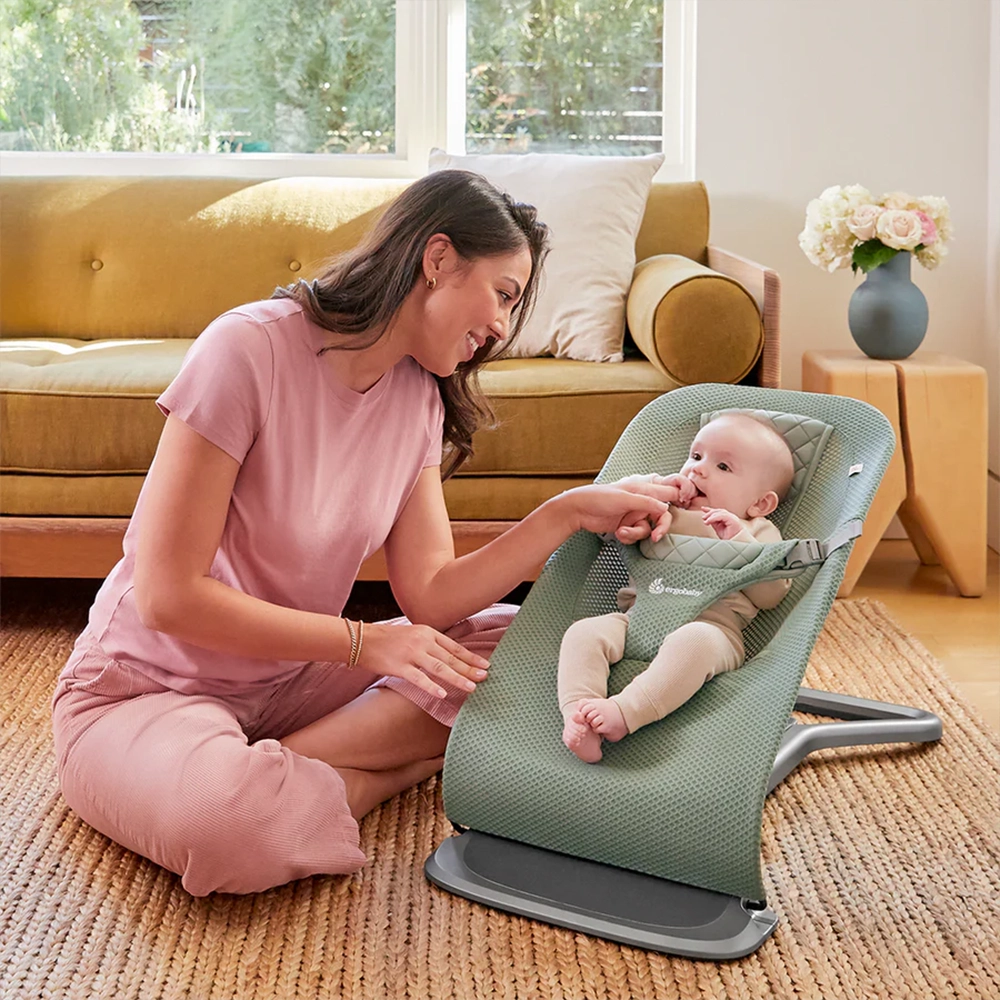 ergobaby-evolve-relaksator-3-vo-1-mrezest-sage-green