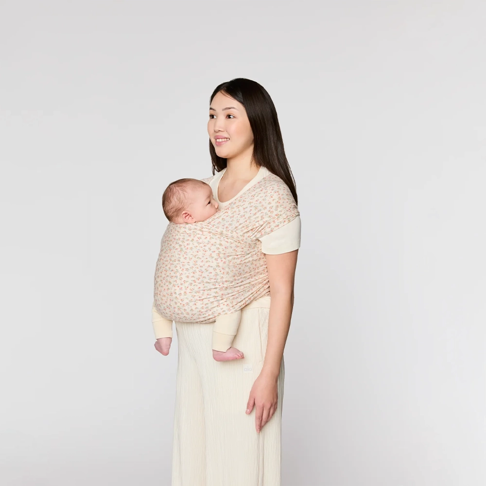 ergobaby-aura-wrap-sustainable-knit-dainty-blooms
