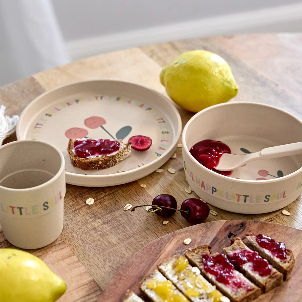 lassig-set-pribor-za-jadenje-od-kolekcijata-happy-fruits-cherry