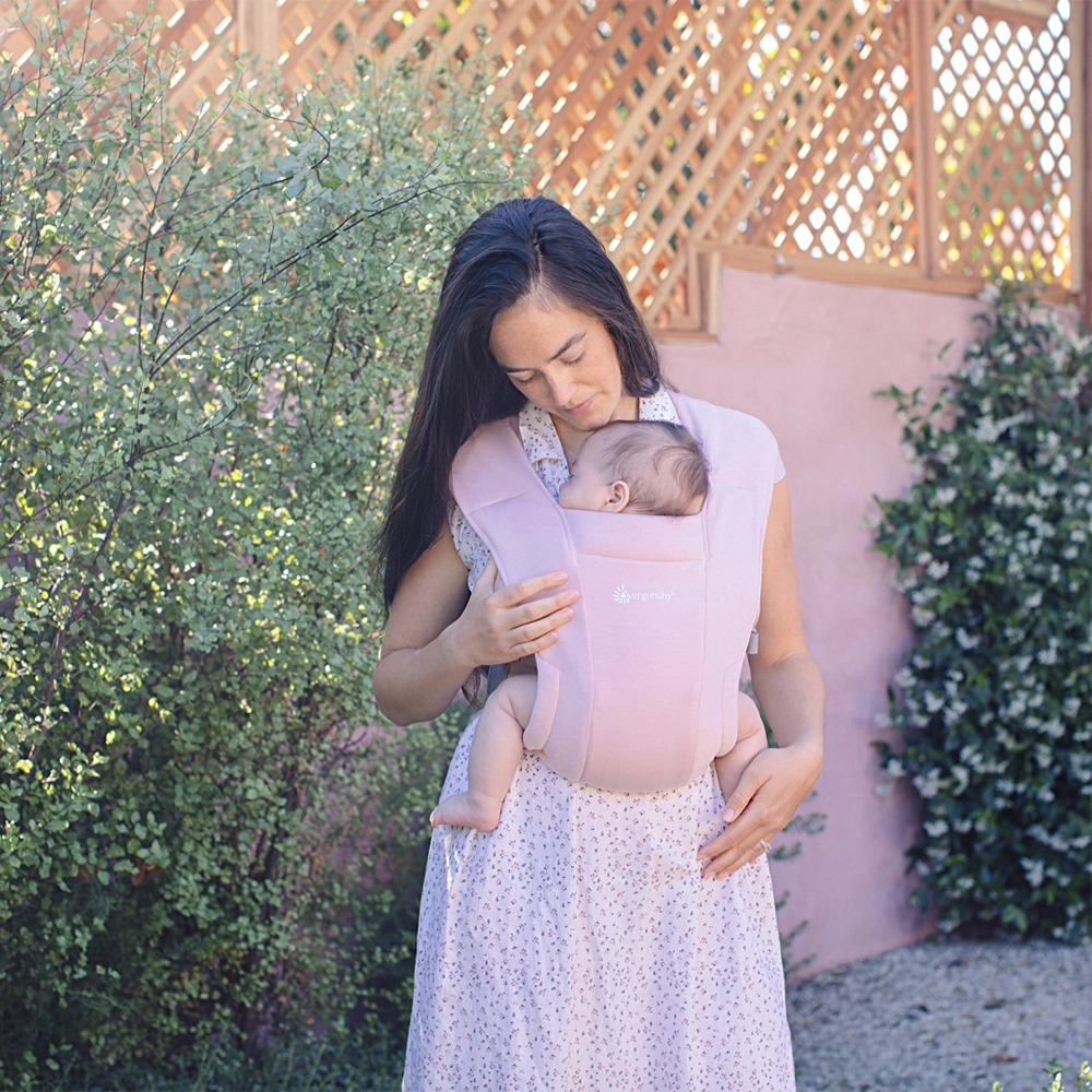 ergobaby-embrace-soft-knit-blush-pinkrozeva