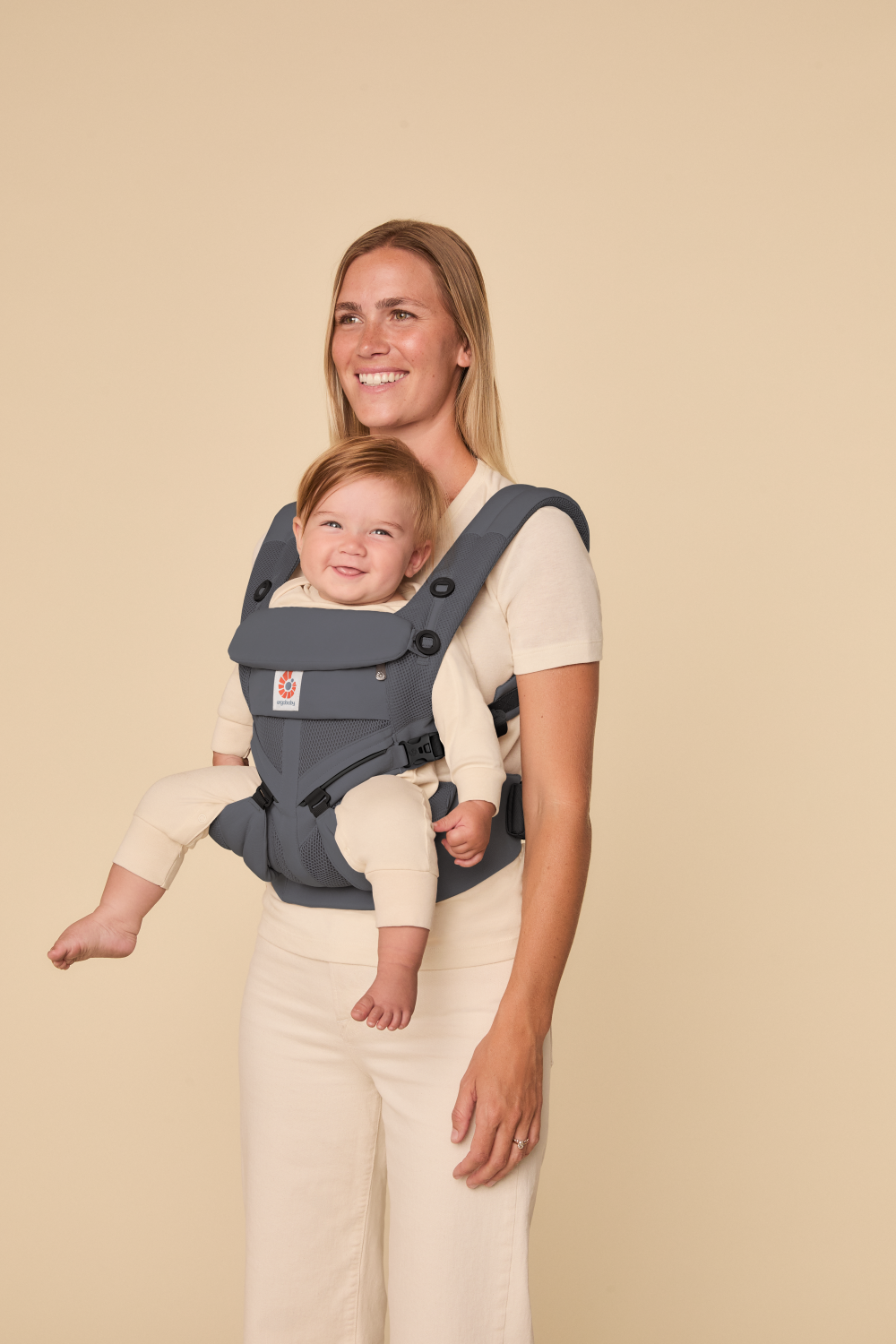 ergobaby-omni-classic-mesh-previous-edition-charcoal-grey