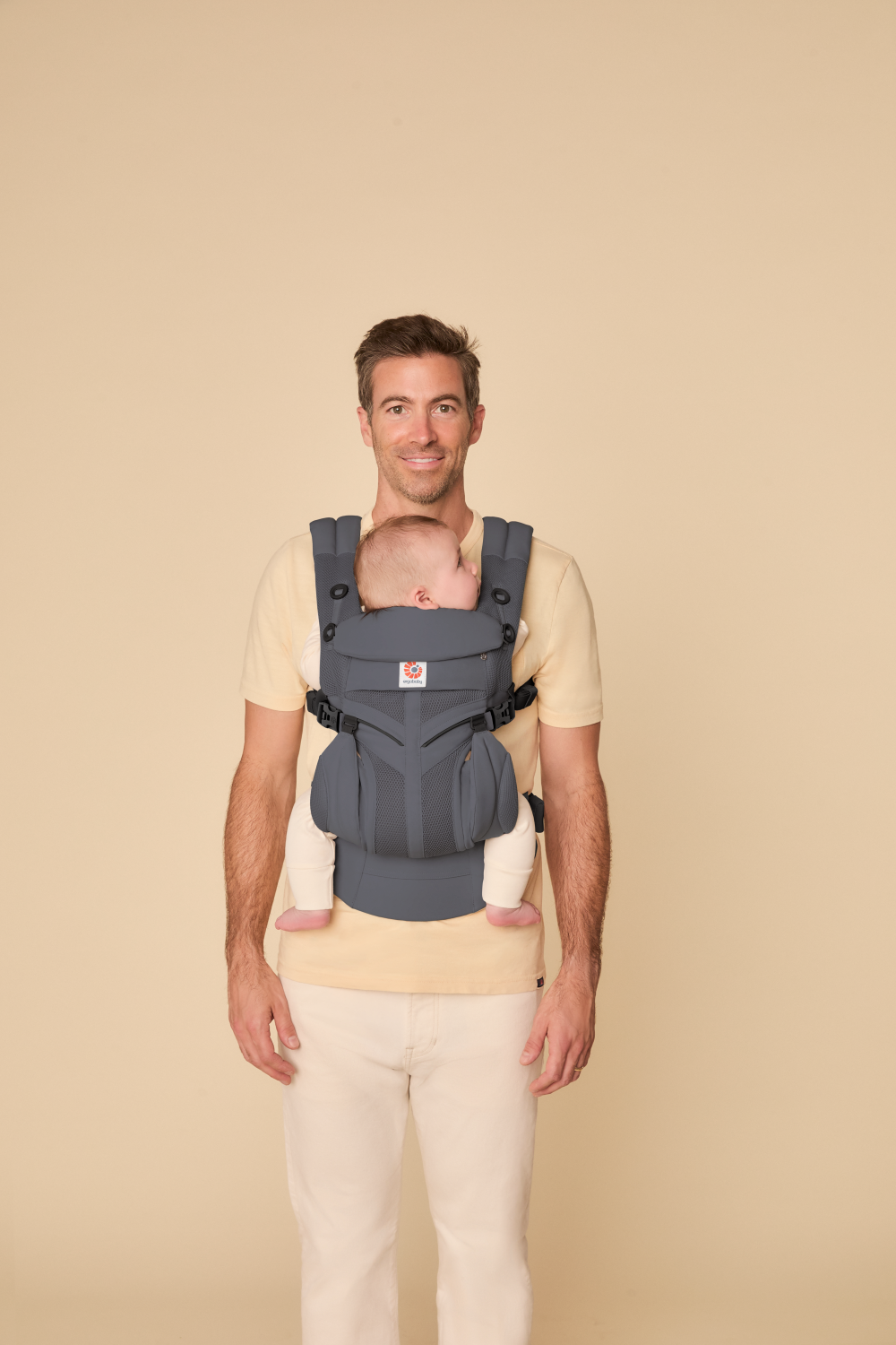 ergobaby-omni-classic-mesh-previous-edition-charcoal-grey