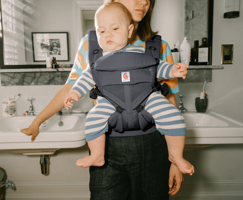 Ergobaby Omni Classic Mesh (Previous Edition) - Charcoal Grey
