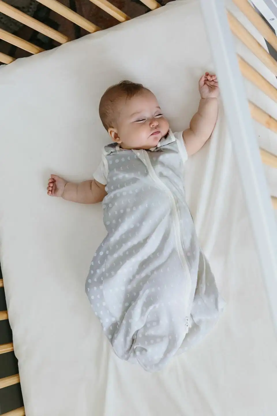 Classic_Sleep_Bag_Moon_Phase_01-3000x3000-fa103c3